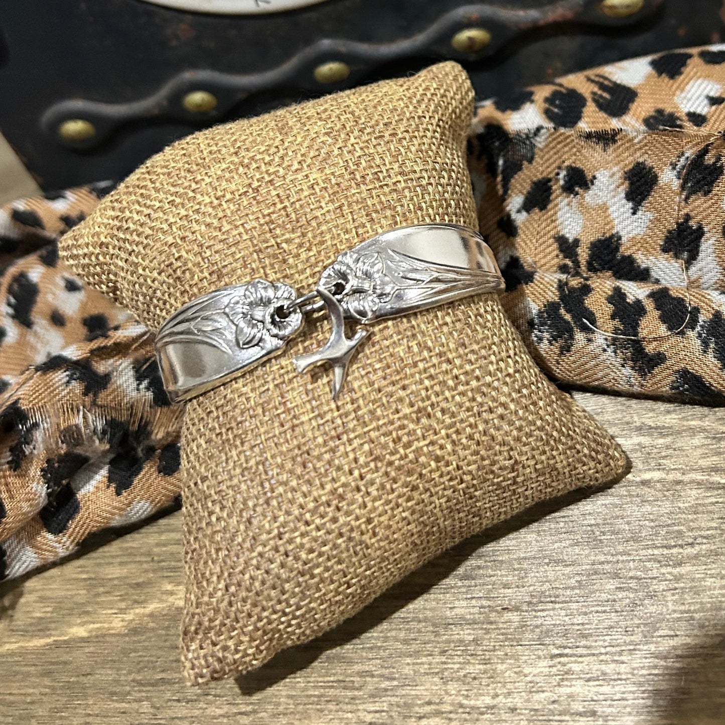 Vintage Daffodil Dove Bracelet — 1847 Rogers Bros