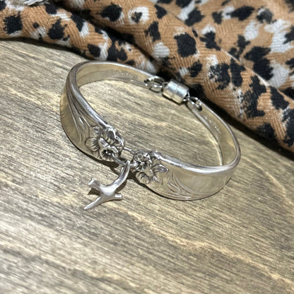 Vintage Daffodil Dove Bracelet — 1847 Rogers Bros