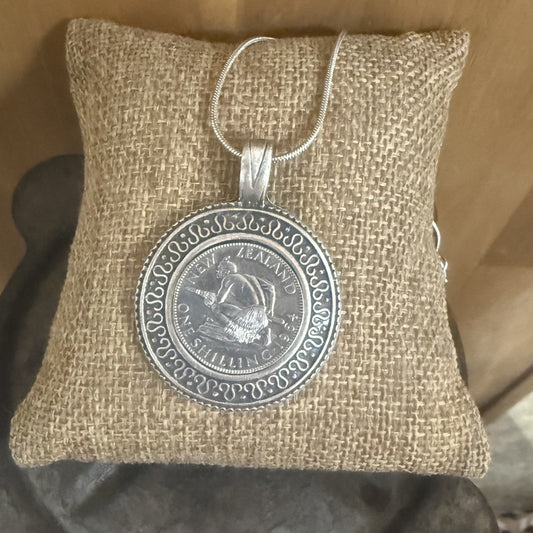 1964 New Zealand One Shilling Coin Necklace – Vintage Coin Keepsake