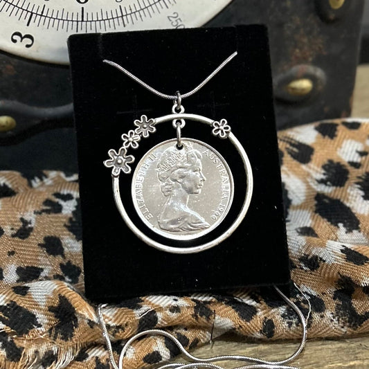1966 Australian Round 50c Coin Necklace – Vintage Australian Coin
