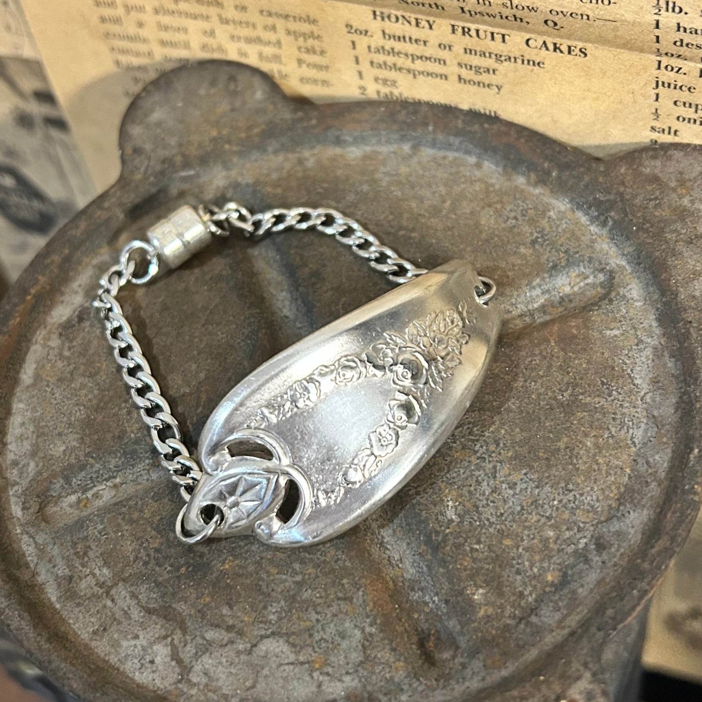 Bracelet - Art Nouveau - Molly Made