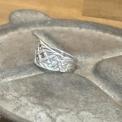 Dutch vintage spoon band ring