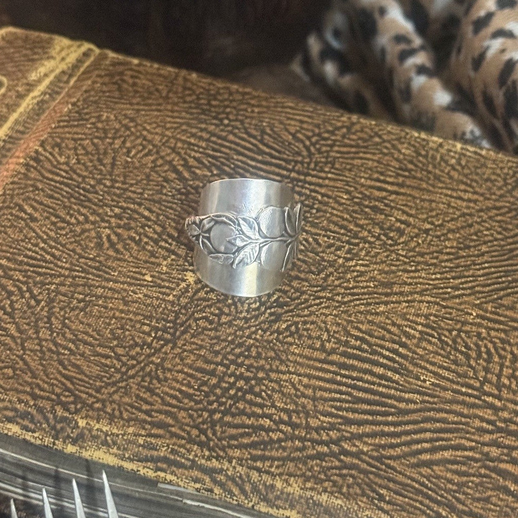 Sterling Silver 1940s Fruit Motif Ring – Saddle Spoon Ring