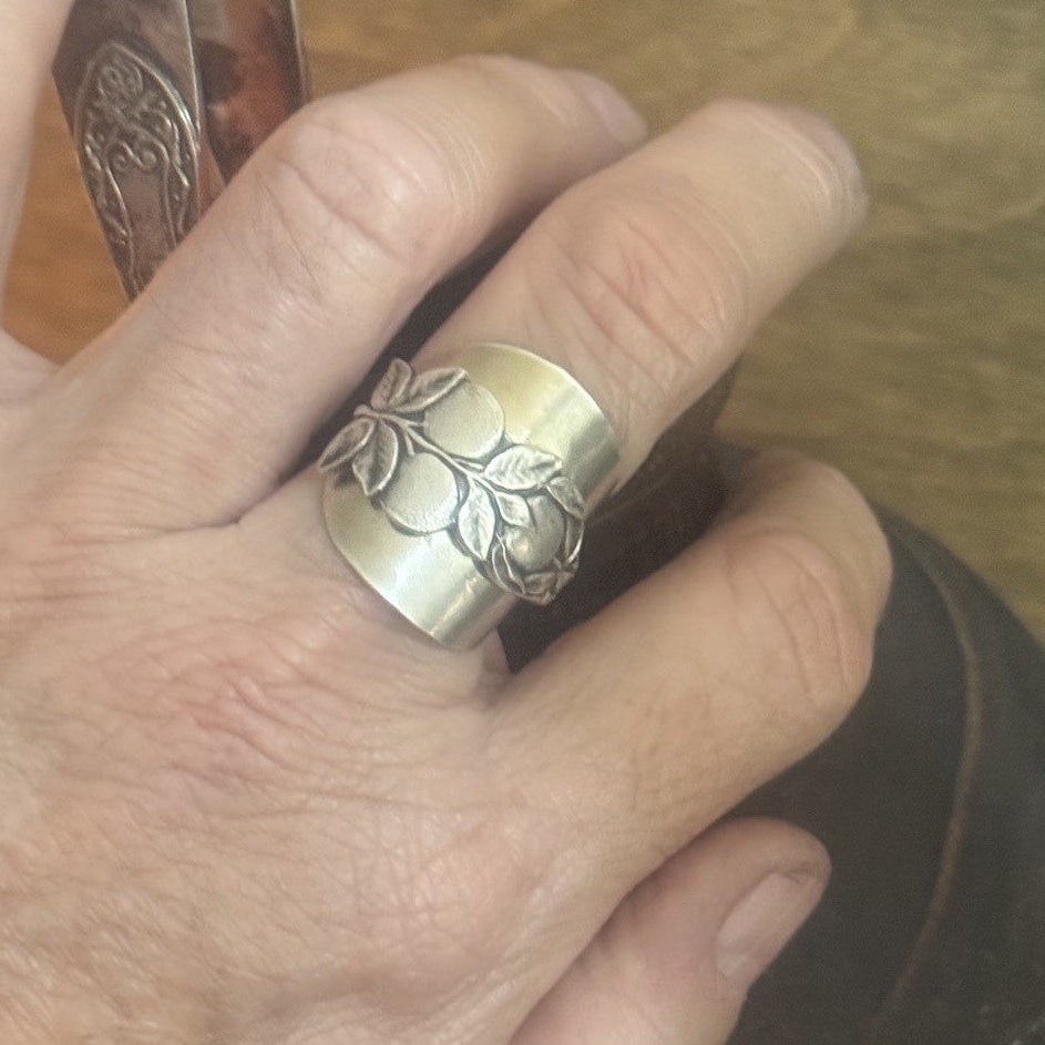 Sterling Silver 1940s Fruit Motif Ring – Saddle Spoon Ring
