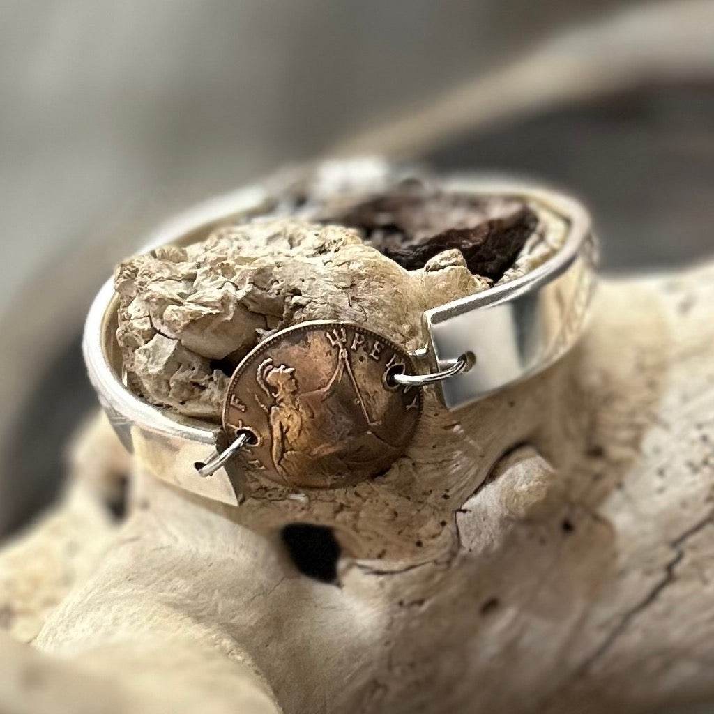 Vintage Coin Bracelet - 1908 Australian Half Penny - Molly Made